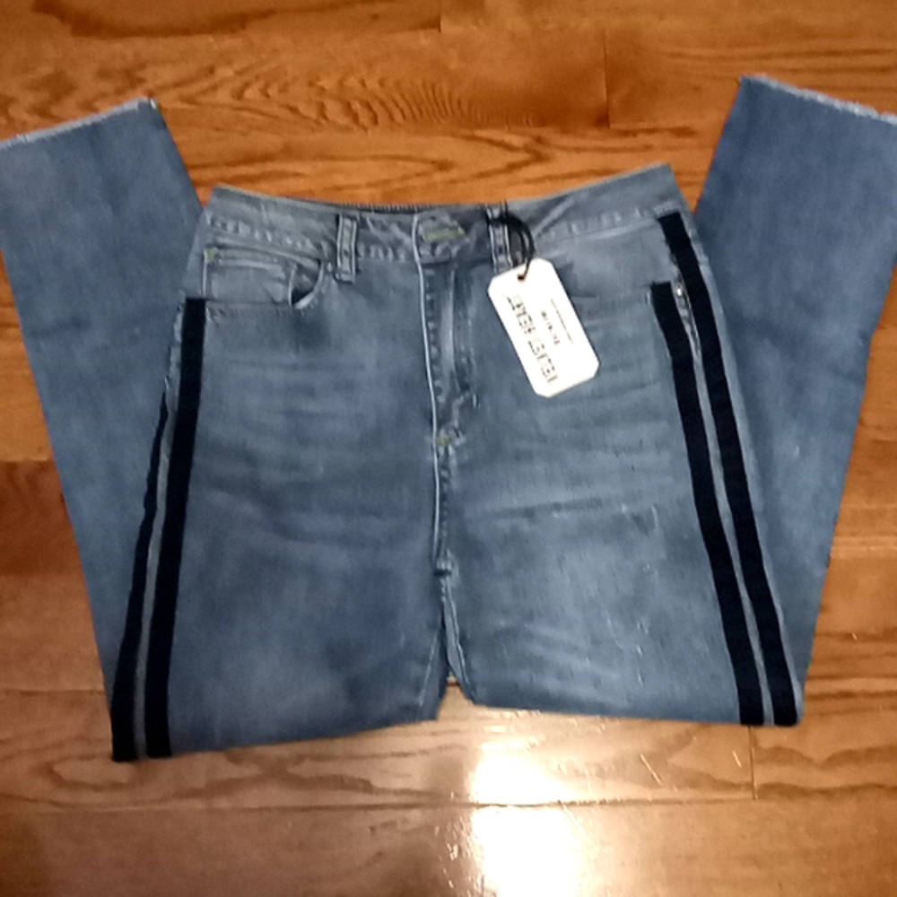 Velvet High Waisted Jeans 👖